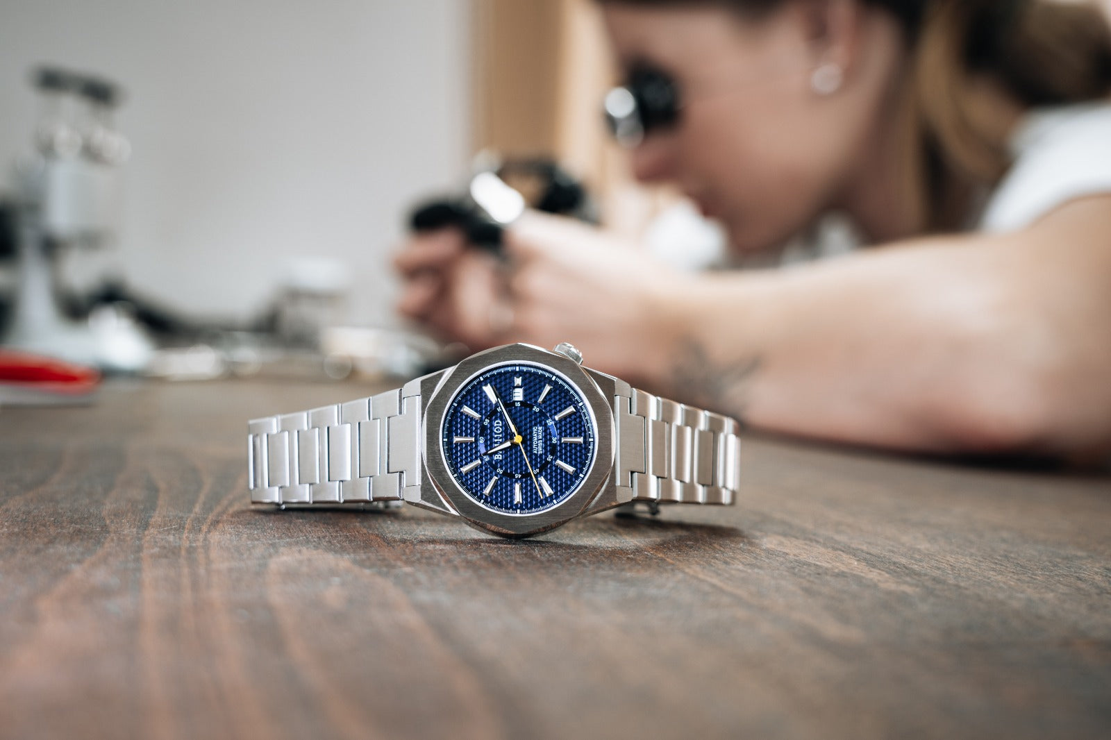 Chapter 7 | Sport Chic Swiss-Made Automatic Timepieces | BA111OD
