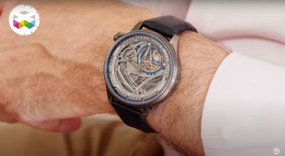 REGARDE LA TÉLÉVISION