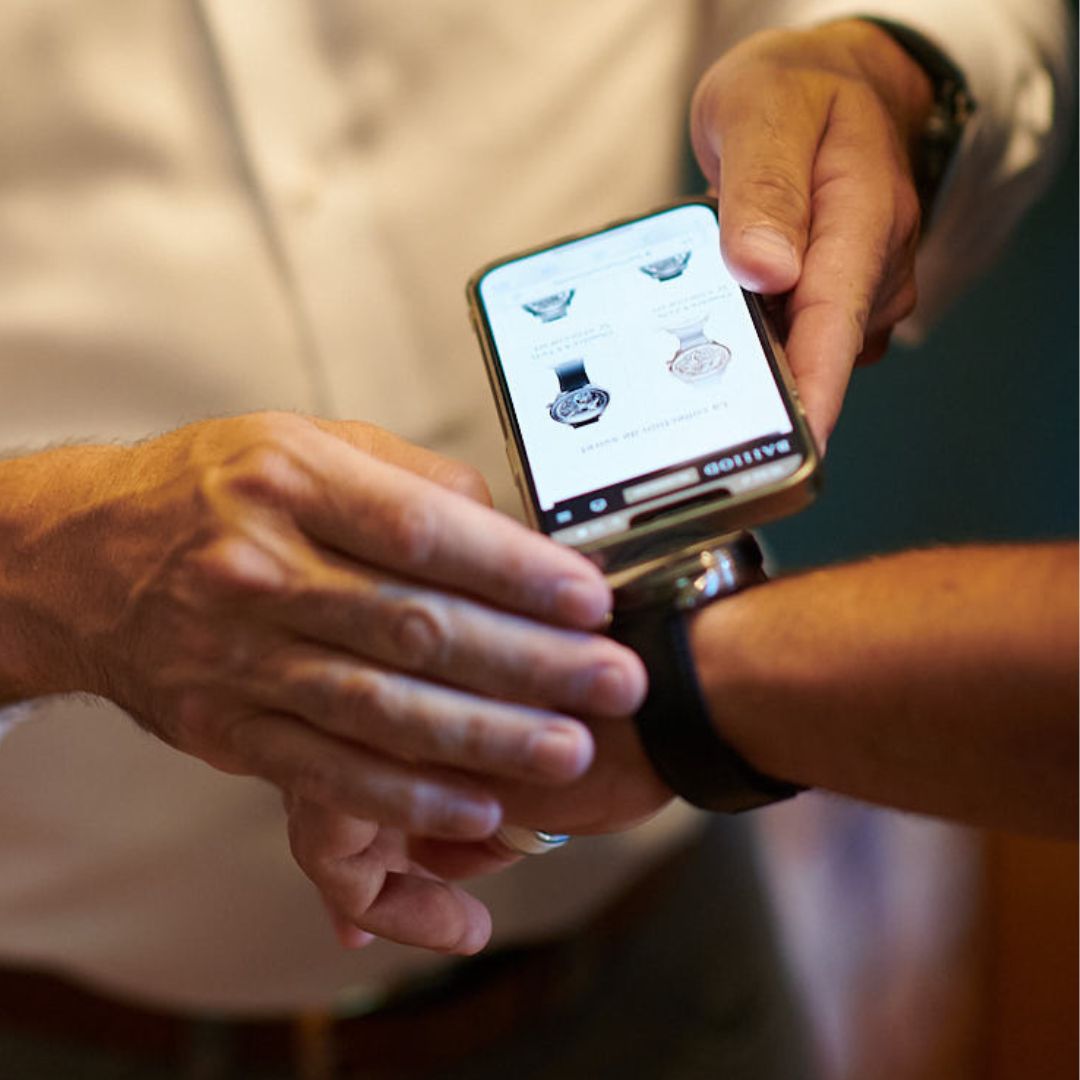 Numérisation NFC sur la montre BA111OD