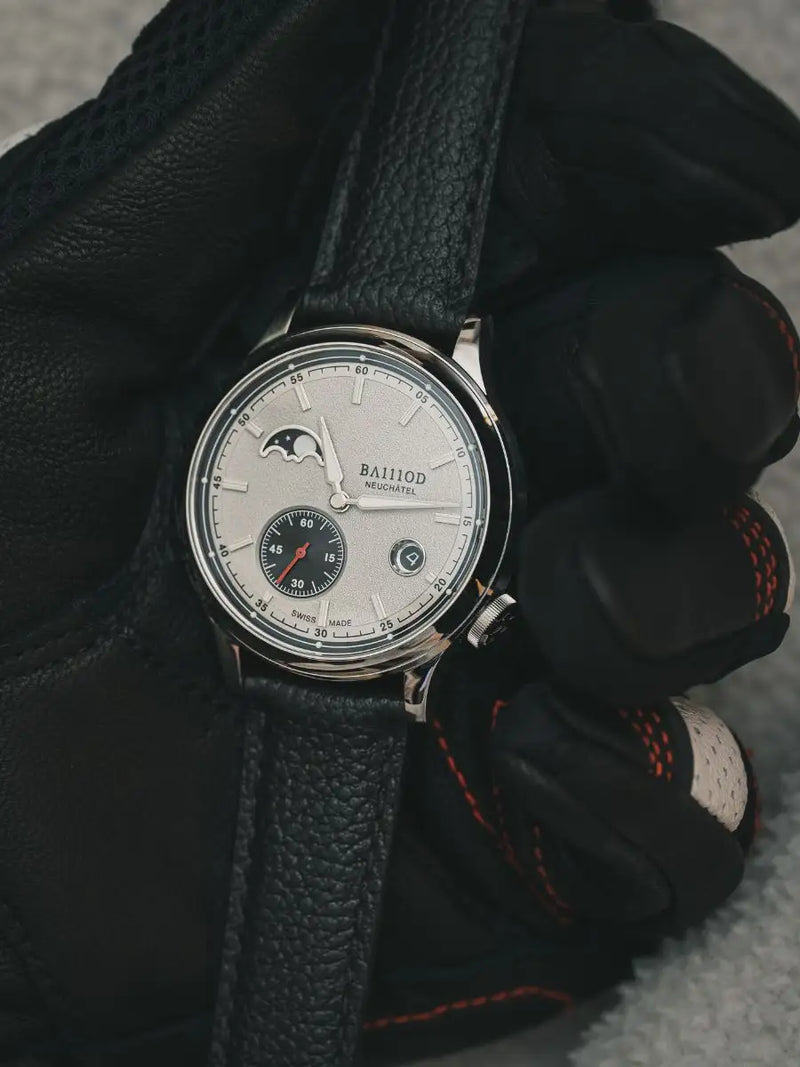 Chapter 8 Moonphase - Grey