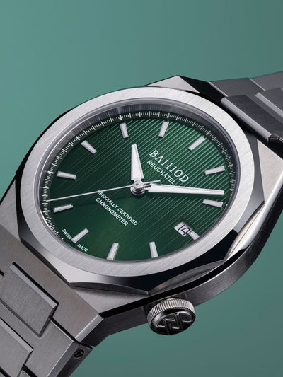 Chapter 7 Chronometer Forest Green (stainless steel bracelet)