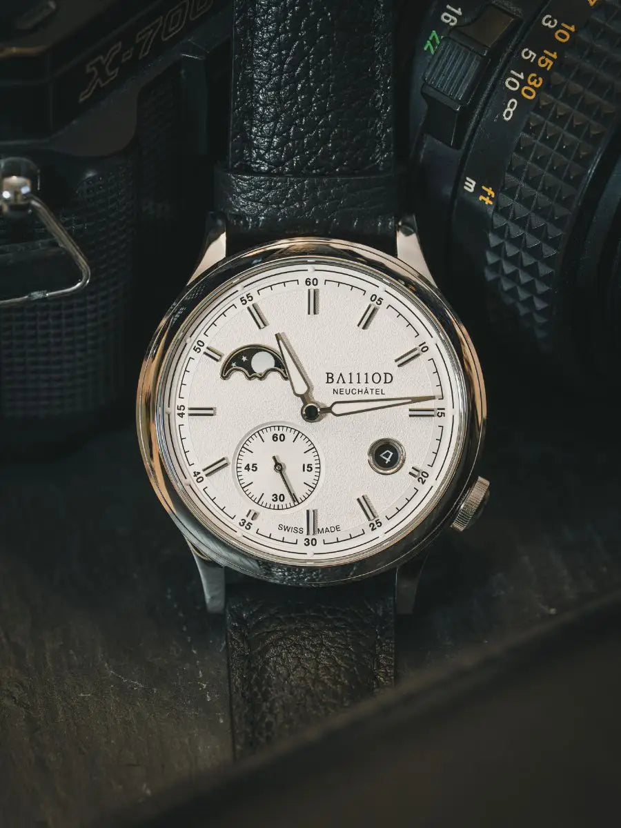 Chapter 8 Moonphase - White